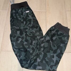 Figs camouflage jogger scrubs